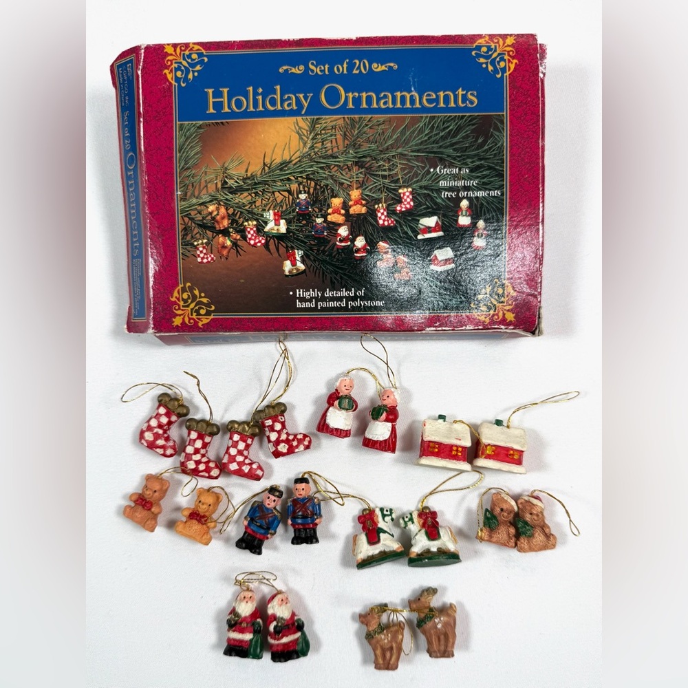GIFTCO INC. VINTAGE 90s Mini Polystone Hand Painted Christmas‎ Ornaments 20 PCS
